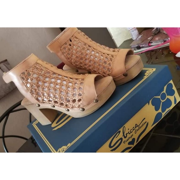 SBICCA VINTAGE COLLECTION SHOES - Picture 3 of 3